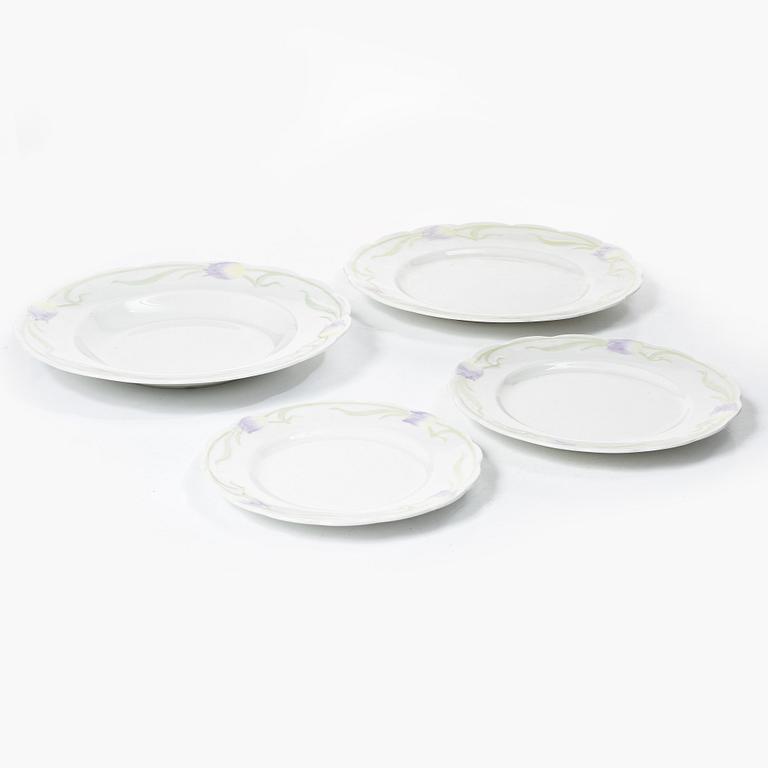 Alf Wallander, a 22-piece 'Tulpan' dinner service, Art Nouveau, Rörstrand, early 20th century.
