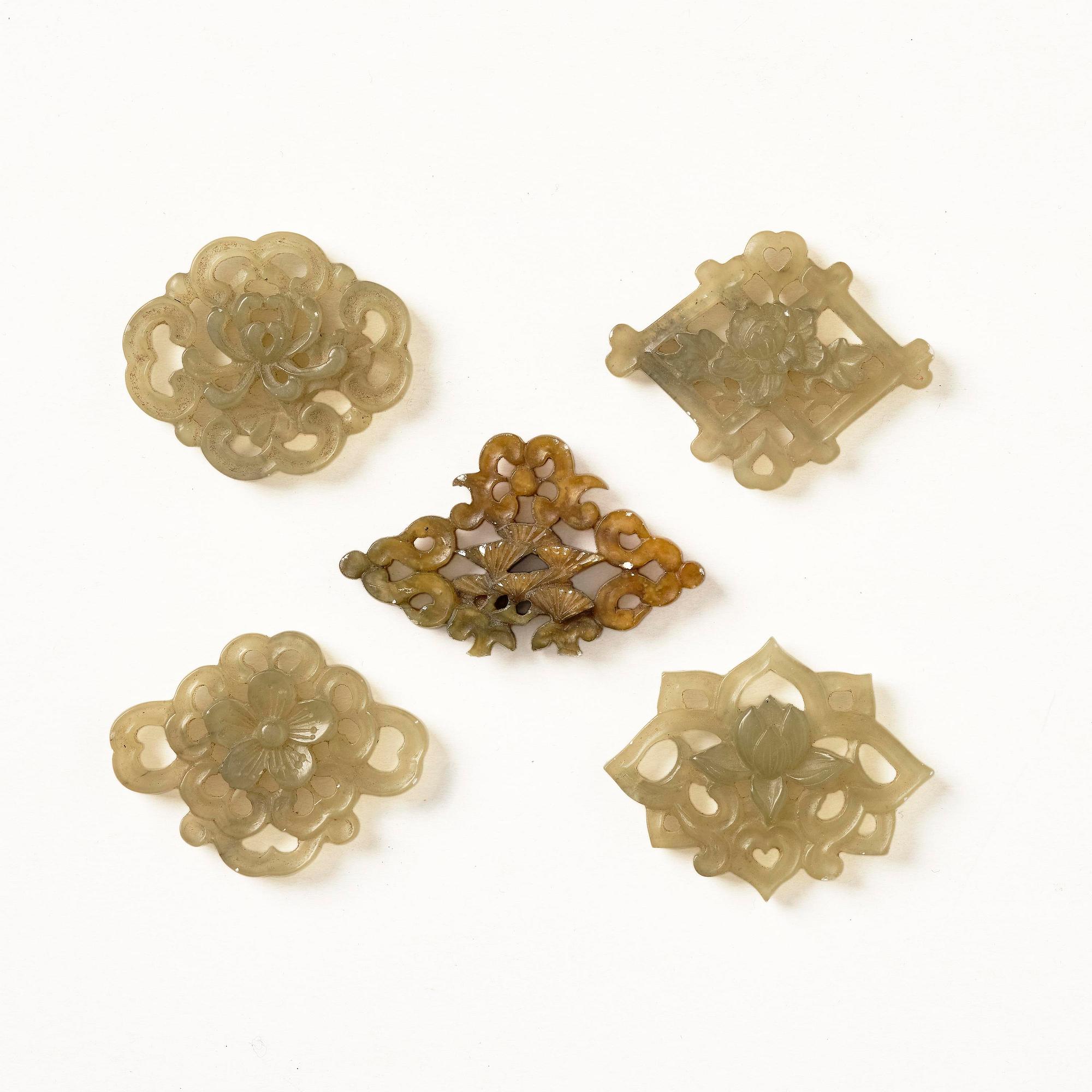 Plaketter, fem stycken, nefrit. Qingdynastin.