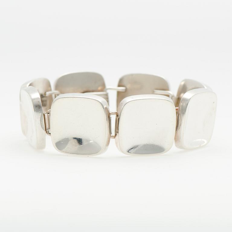 A GEORG JENSEN BRACELET, silver, design Bent Knudsen, 1960s.