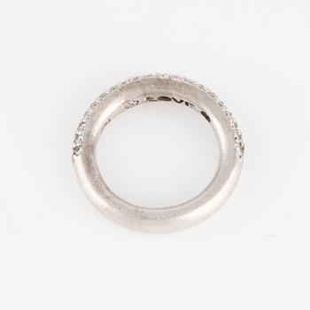 Ole Lynggaard two "Love" rings no. 4 in 18K white gold with round brilliant-cut diamonds.