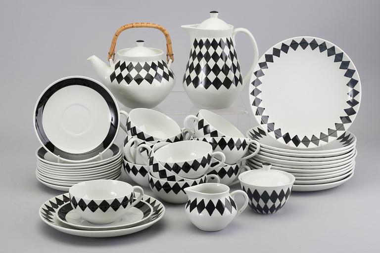 Karin Björquist, a Gustavsberg 'Svart Ruter' service (28 pc).