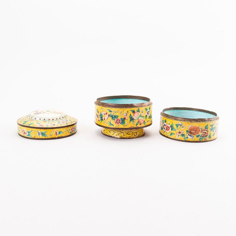 A Chinese 19th century cloisonné bowl and box with lid.