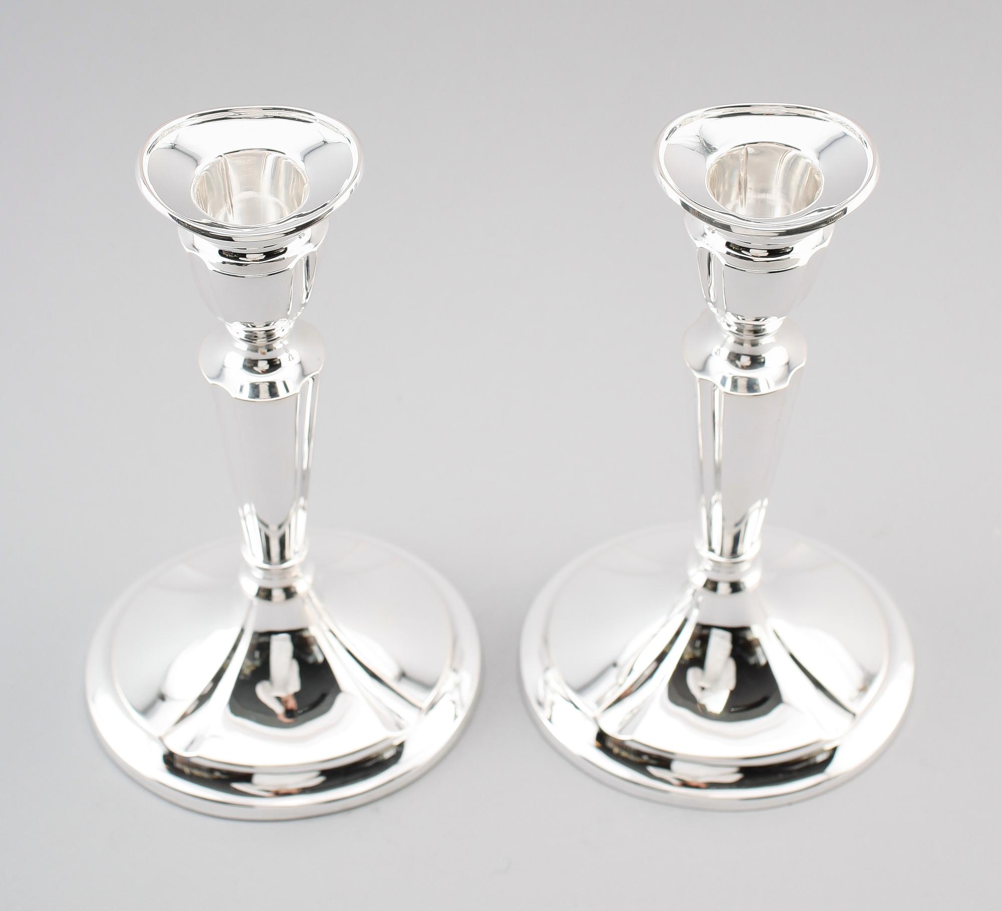 LJUSSTAKR, 1 par, sterlingsilver, Danmark, 1900-talets andra hälft.
