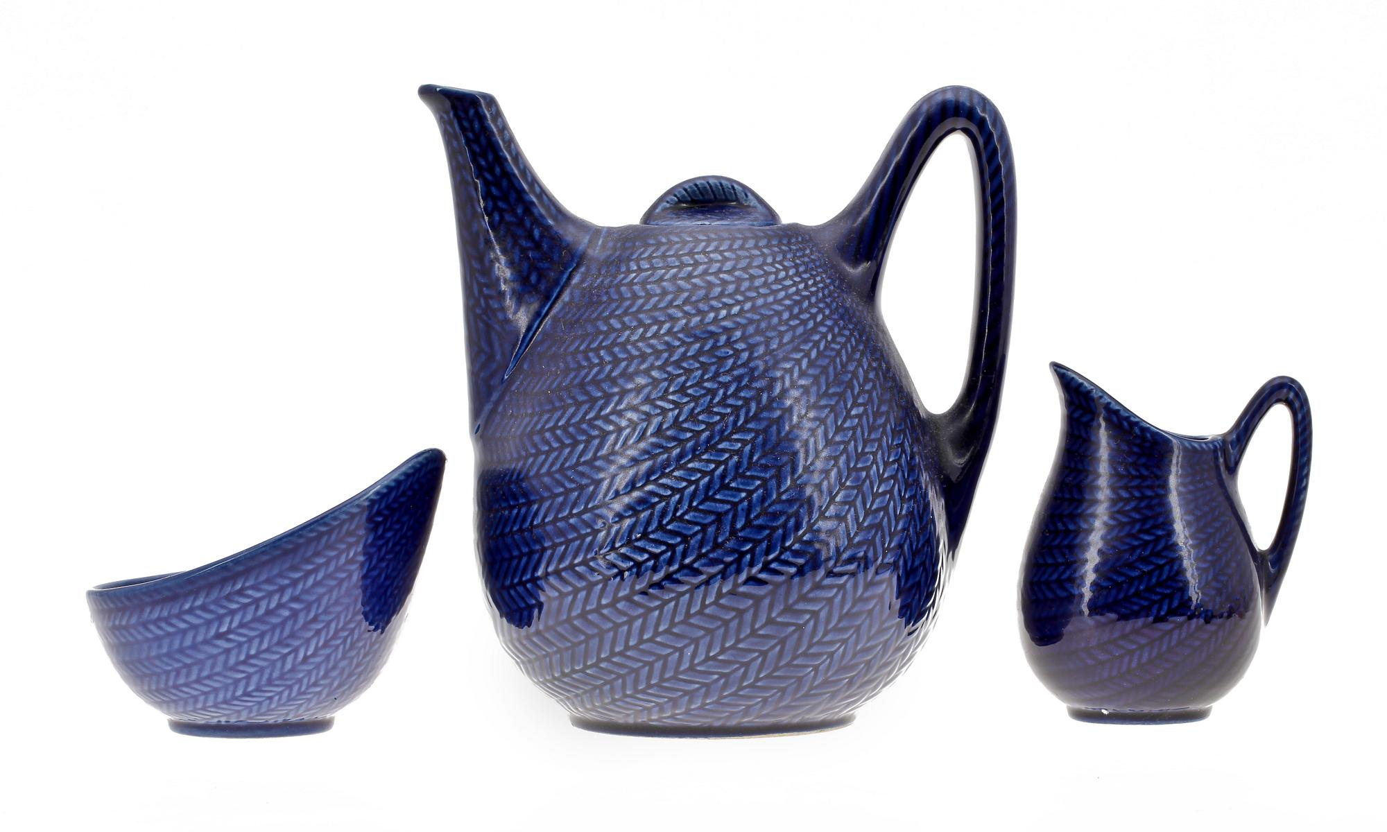 KAFFESERVIS, 3 delar, flintgods, "Blå Eld", Hertha Bengtsson, Rörstrand.