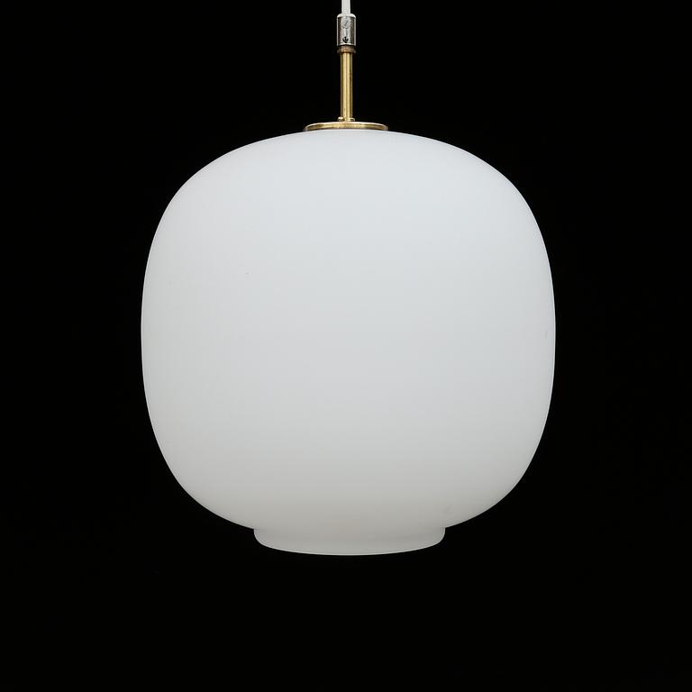 TAKLAMPA, Radiohus Pendel, Wilhelm Lauritzen för Louis Poulsen, Danmark, 1900-talets mitt. Höjd 42 cm.