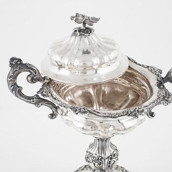 Sockerskål, silver, nyrokoko, C Holm, Norrköping 1859.