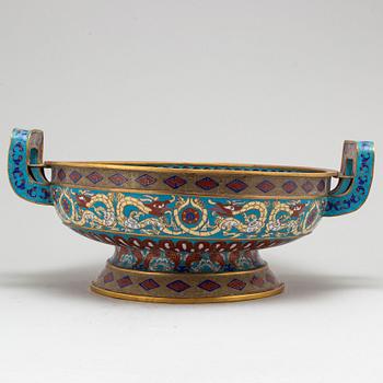 A large Chinese cloisonne footed bowl with handles, 20th century.