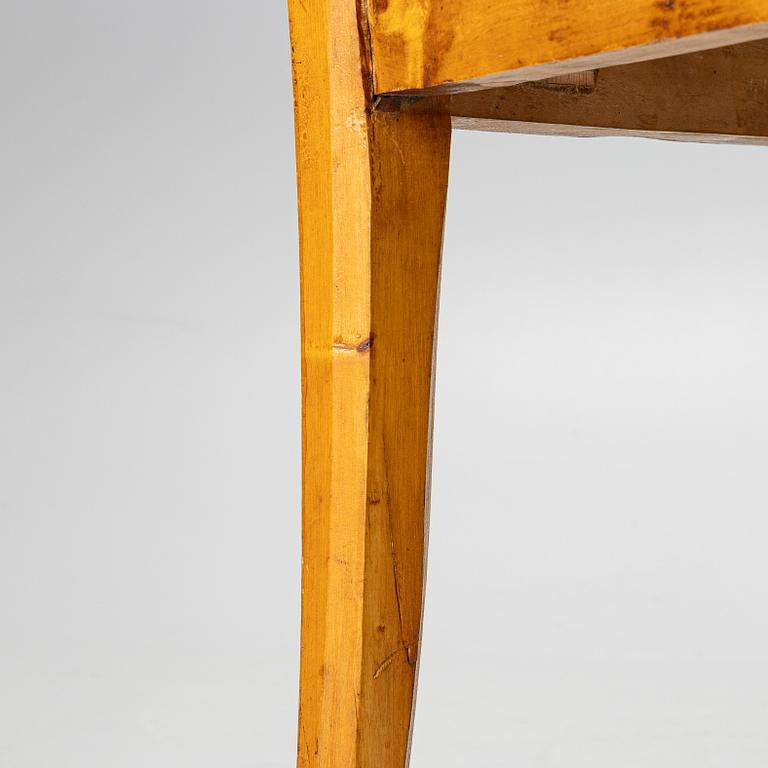 A pair of  neo-Renaissance style chairs, circa 1900.