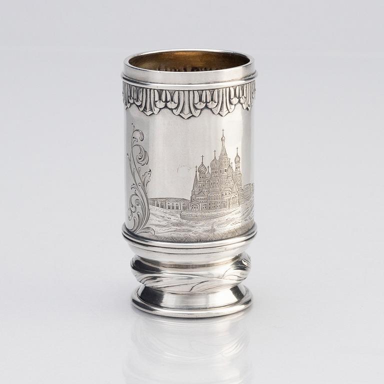 A silver niello beaker depicting St Basil and Spasskaya Tower, workmaster Konstantin Linke, C.E. Bolin, Moscow 1895.