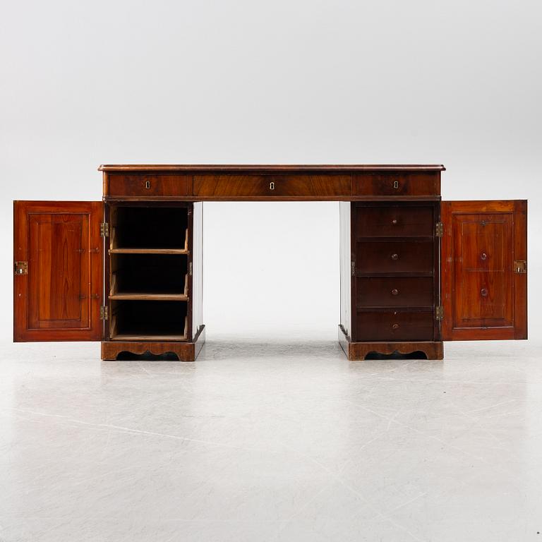 August Saul, skrivbord, Stockholm, 1800-tal.