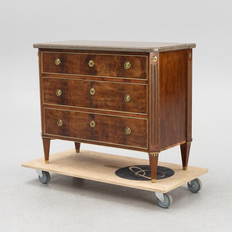 Byrå, gustaviansk stil, 1900-talets mitt.