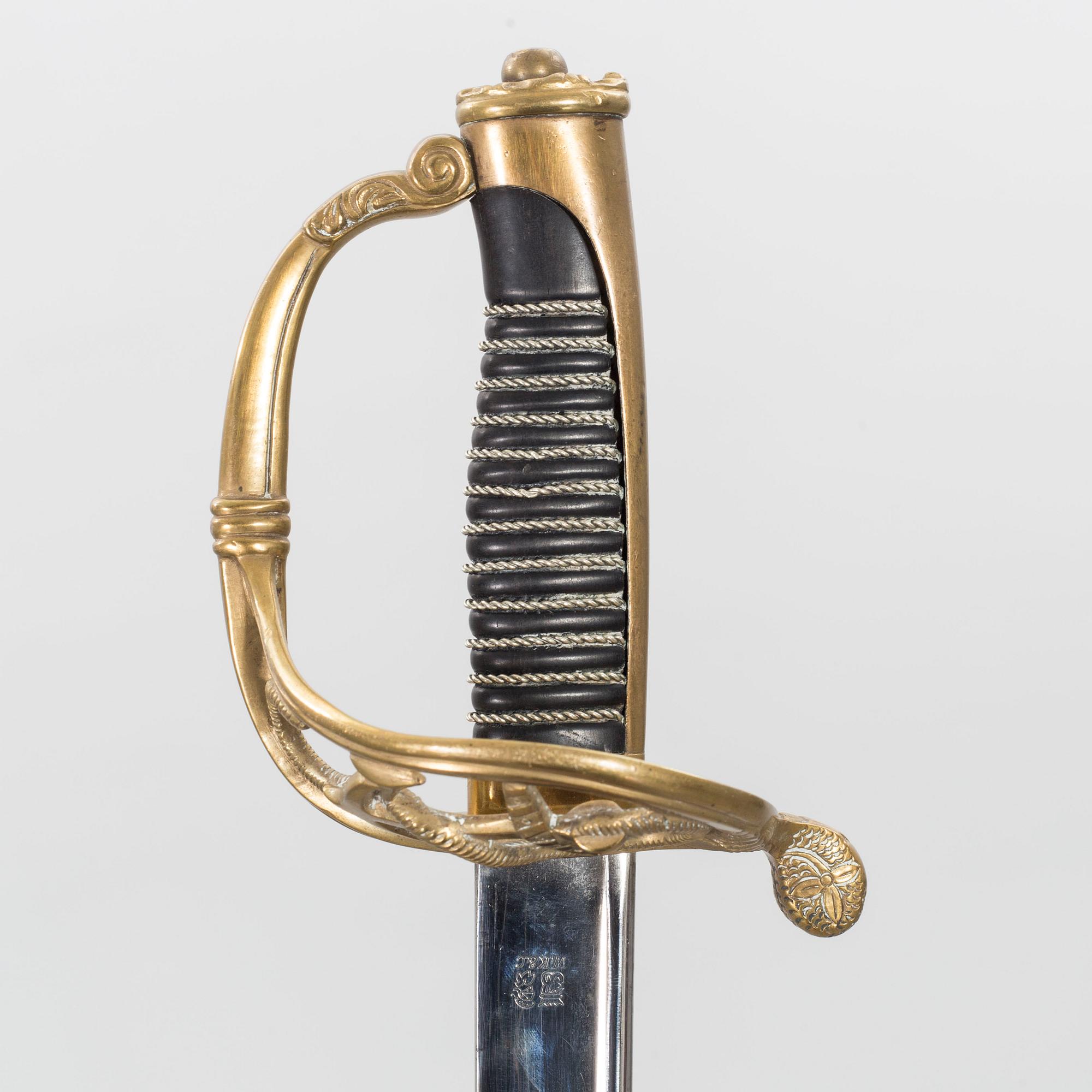 SABRE - Dutch navy, marked 'yzerhouwer' and W.K & C.