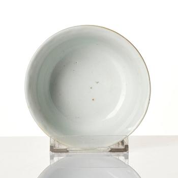 A blue and white bowl, Qing dynasty, 17th century.