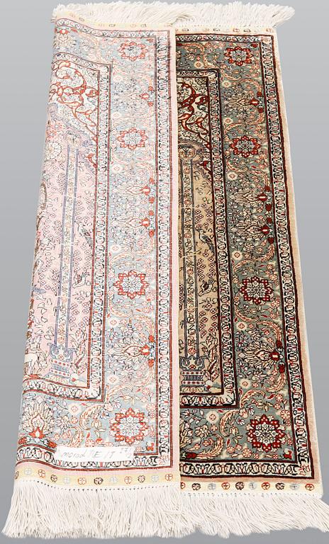 Matta, orientalisk, silke, 95 x 63 cm.