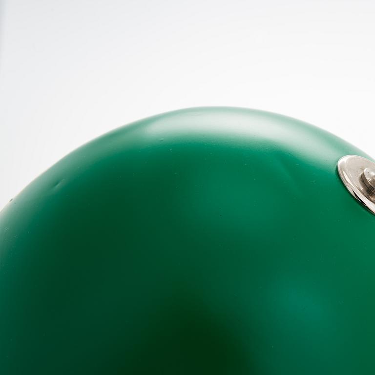 A 1930s table lamp for Taidetakomo Antti Hakkarainen.