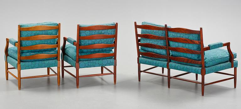 SOFFA OCH 2 FÅTÖLJER, Gripsholmsmodell, 1960-tal.