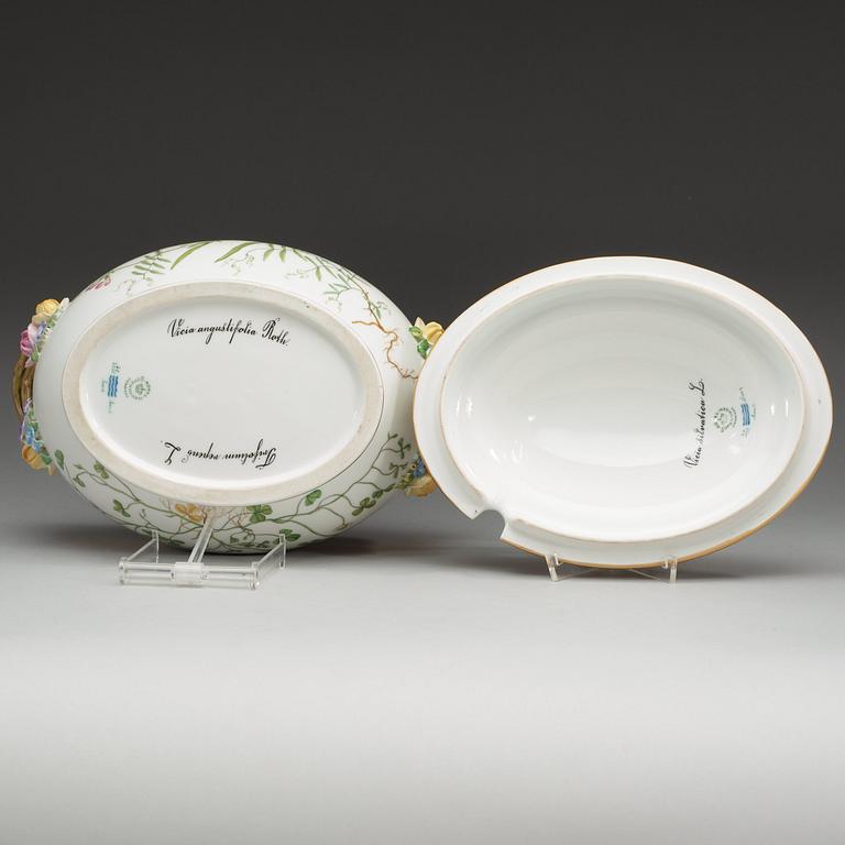 A Royal Copenhagen 'Flora Danica' tureen with cover, Denmark, 20th Century.