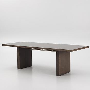 Antonio Citterio, a 'Simposio' dining table, Max Alto B&B Italia.