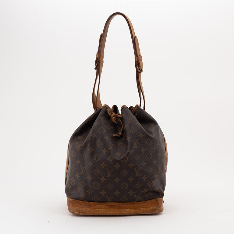 Louis Vuitton, a monogram canvas 'Noé' bag.