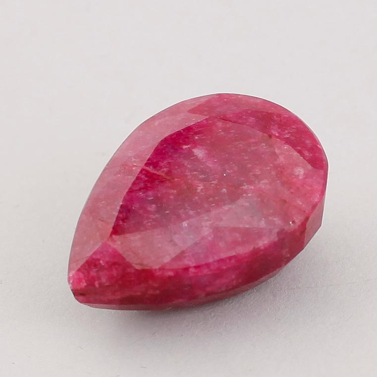 RUBIN, ca 91,6 ct, ca 18,32 gram.