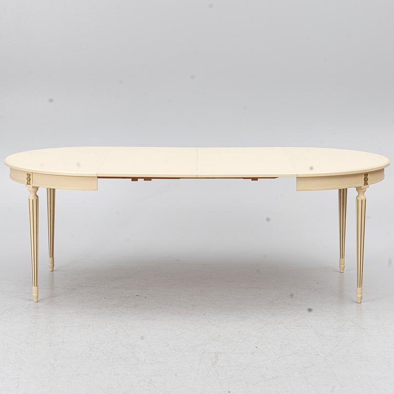 A dining group, 9 pieces, Gustavian style, second half of the 20th century.