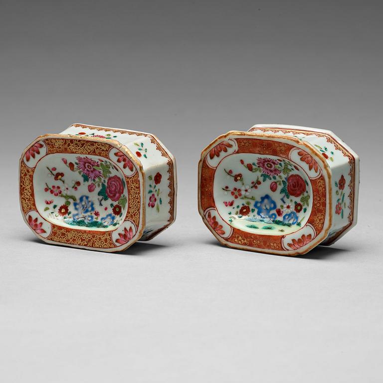 A pair of famille rose salts, Qing dynasty, Qianlong (1736-95).