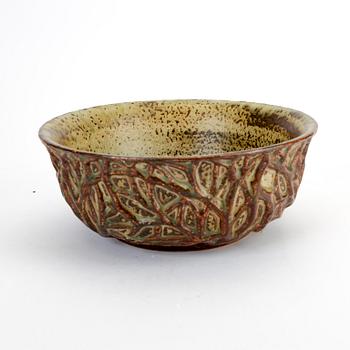 Axel Salto, a stoneware bowl Royal Copenhagen model nr 20729 1979-83.