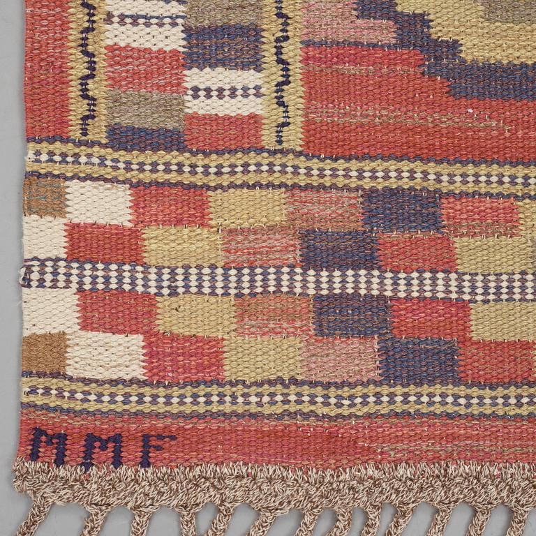 Märta Måås-Fjetterström, Matta, "Röda åttan", rölakan, ca 295 x 199,5-202 cm, signerad MMF.