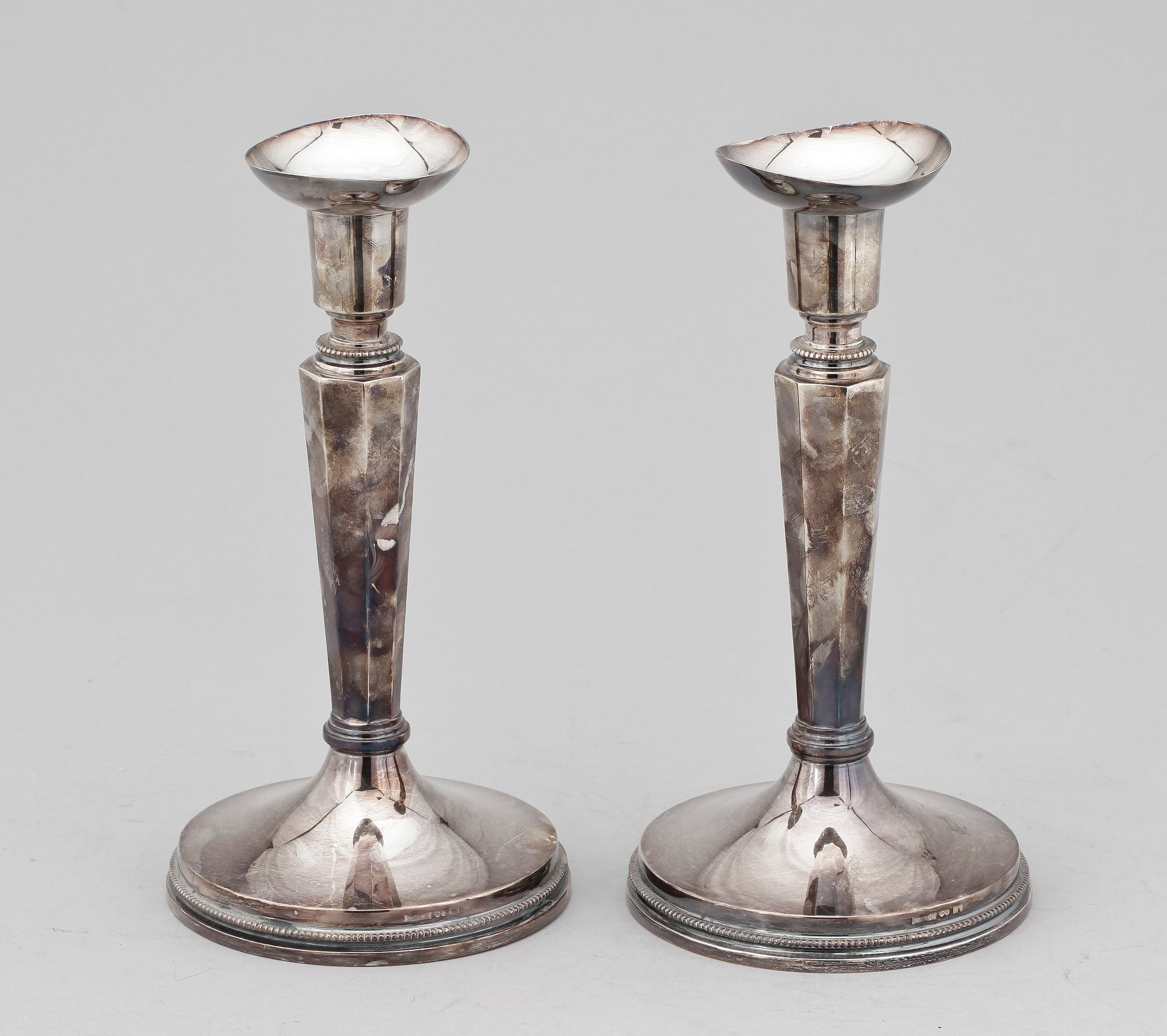 LJUSSTAKAR, ett par, silver, MGAB Uppsala 1964.