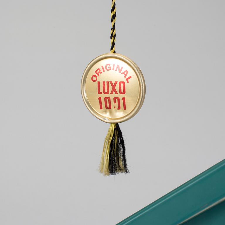 A Luxo 1001 desk lamp around 1950.