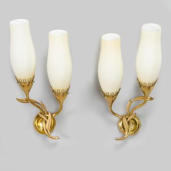 Mauri Almari, A pair of mid-20th-century '71020' wal lights for Idman.