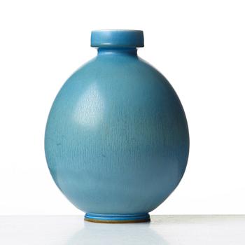 Berndt Friberg, a stoneware vase, Gustavsberg studio, Sweden 1968.