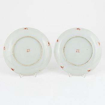 A pair of famille rose dishes, Qing dynasty, circa 1900.