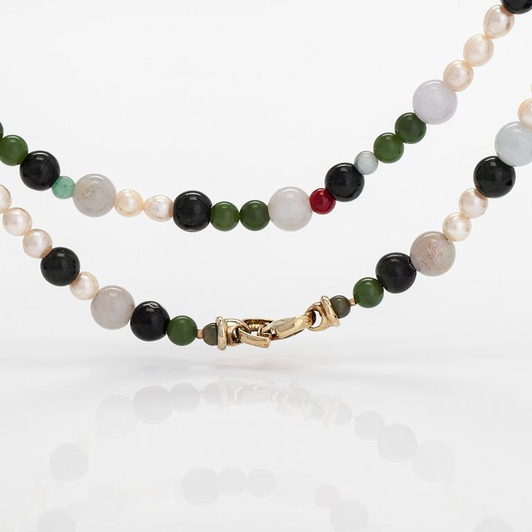 Halsband och 2 st armband, jadeit, odlade pärlor och rubinzoisit.