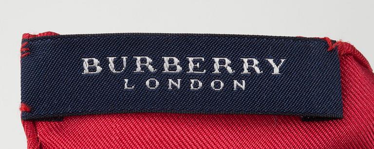 SCARF, Burberry.