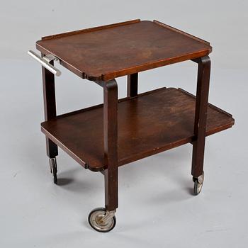 SERVERINGSVAGN, 1900-talets andra kvartal.