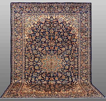 A carpet, Najafabad, 439 x 293 cm.