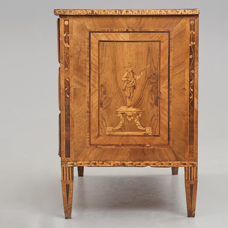 An Italian late 18th century commode.