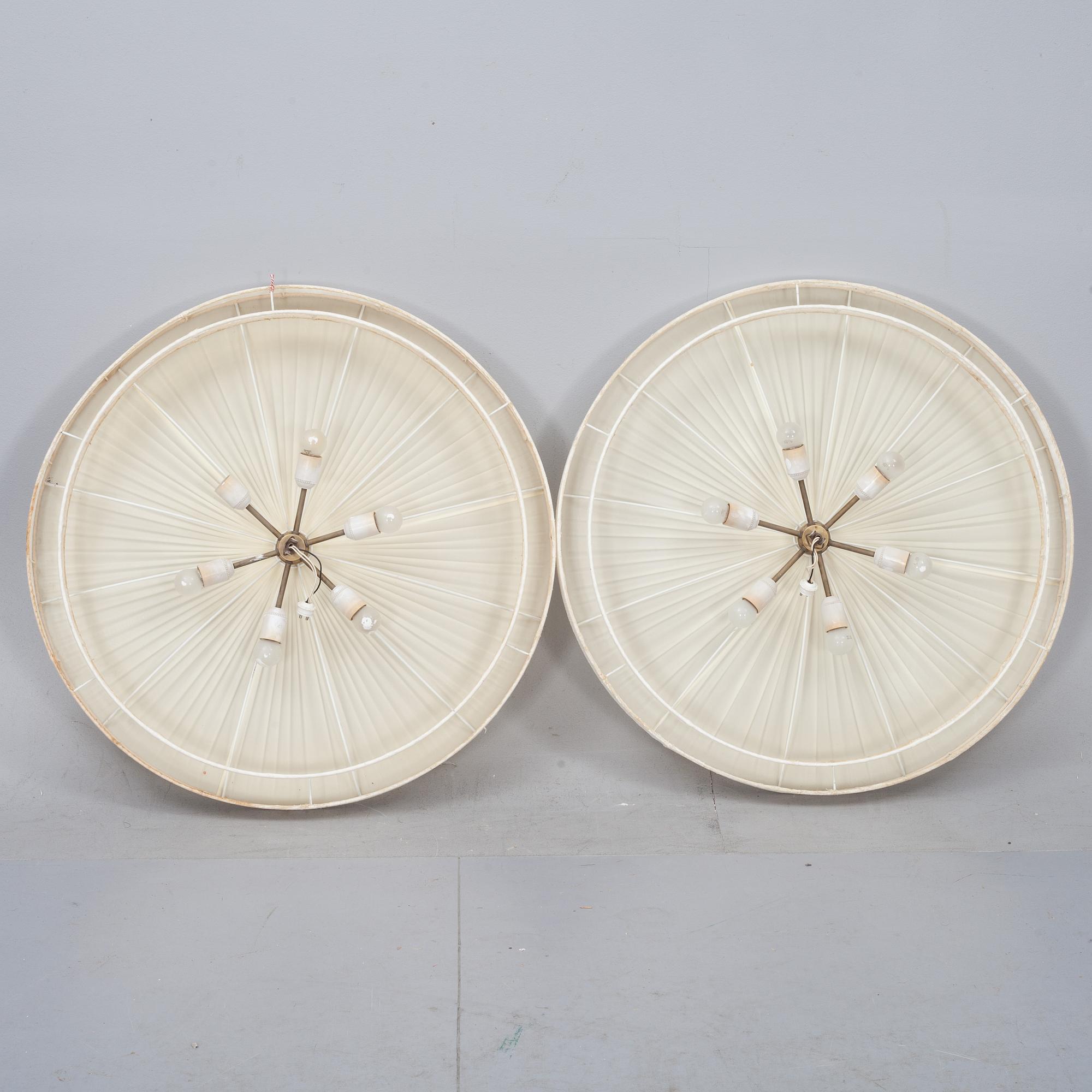 TAKPLAFONDER, ett par, 1900-talets mitt.