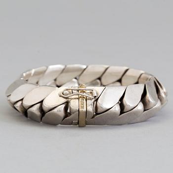 HERMÈS armband i silver och 18K guld.