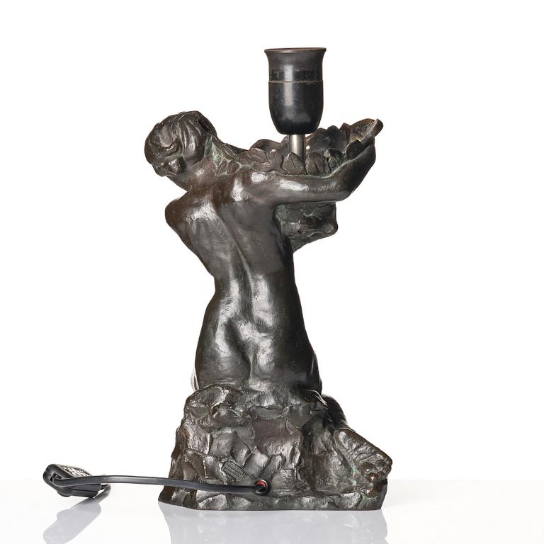 Alice Nordin, bordslampa, brons, Herman Bergman Konstgjuteri, Stockholm, signerad och daterad 1908.