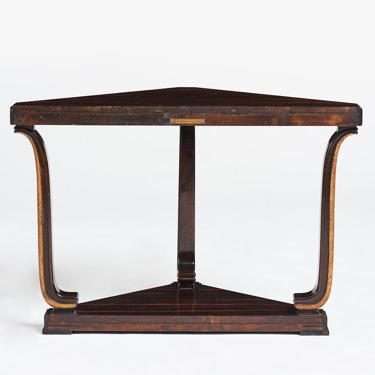 Axel Einar Hjorth, konsolbord "Louis", Nordiska Kompaniet, Stockholm 1928.