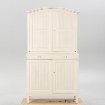 Carl Malmsten, skåp, "Herrgården", Bodafors, daterat 1960.