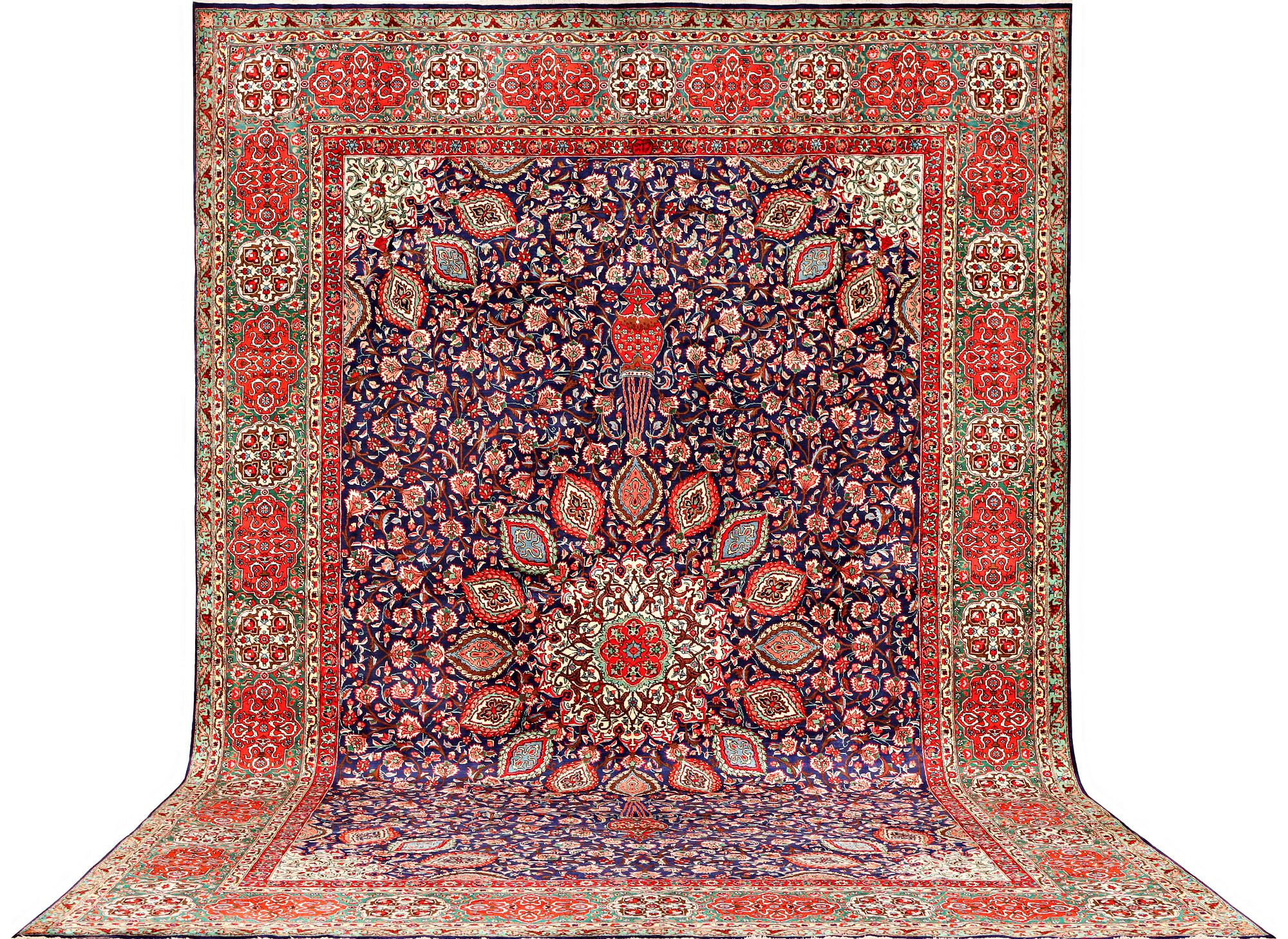 Matta, Kashmar, ca 500 x 348 cm.