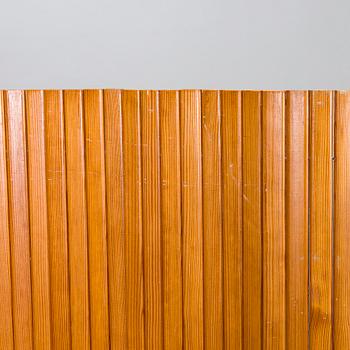 Alvar Aalto, a 1952 '100' folding screen for O.Y. Huonekalu- ja Rakennustyötehdas A.B.