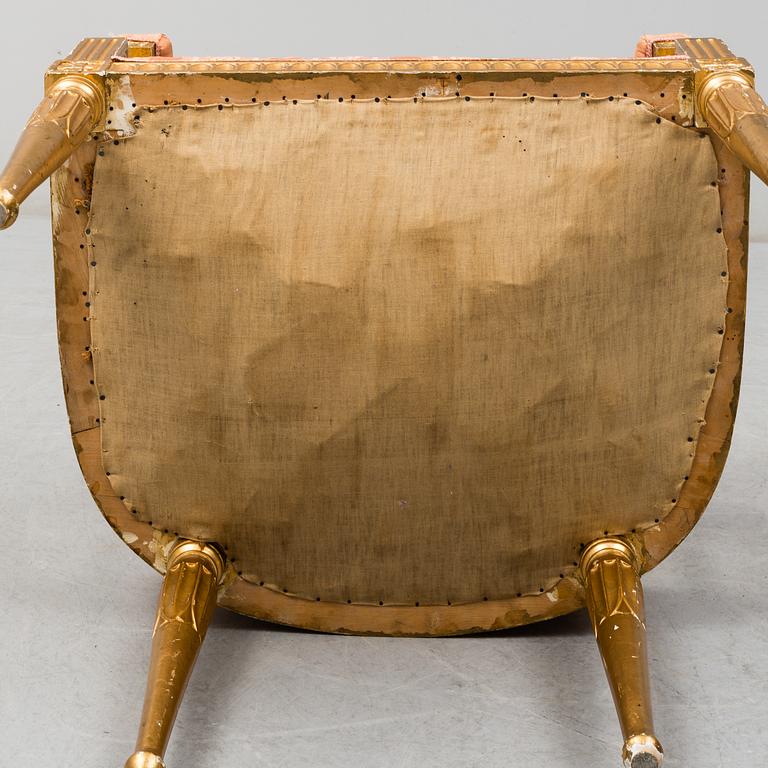 An early 20th century arm chair.