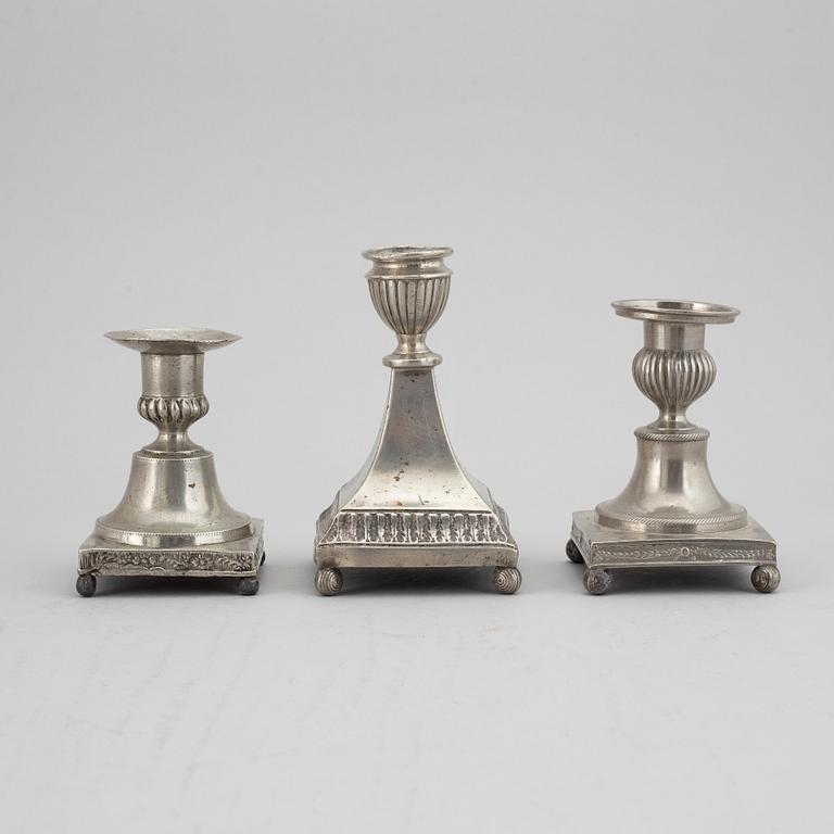 7 pewter candlesticks, 19th Century. (2+2+2+1).