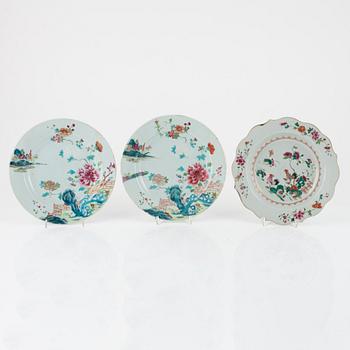 A set of six odd famille rose plates and a small dish, Qing dynasty, Qianlong (1736-95).
