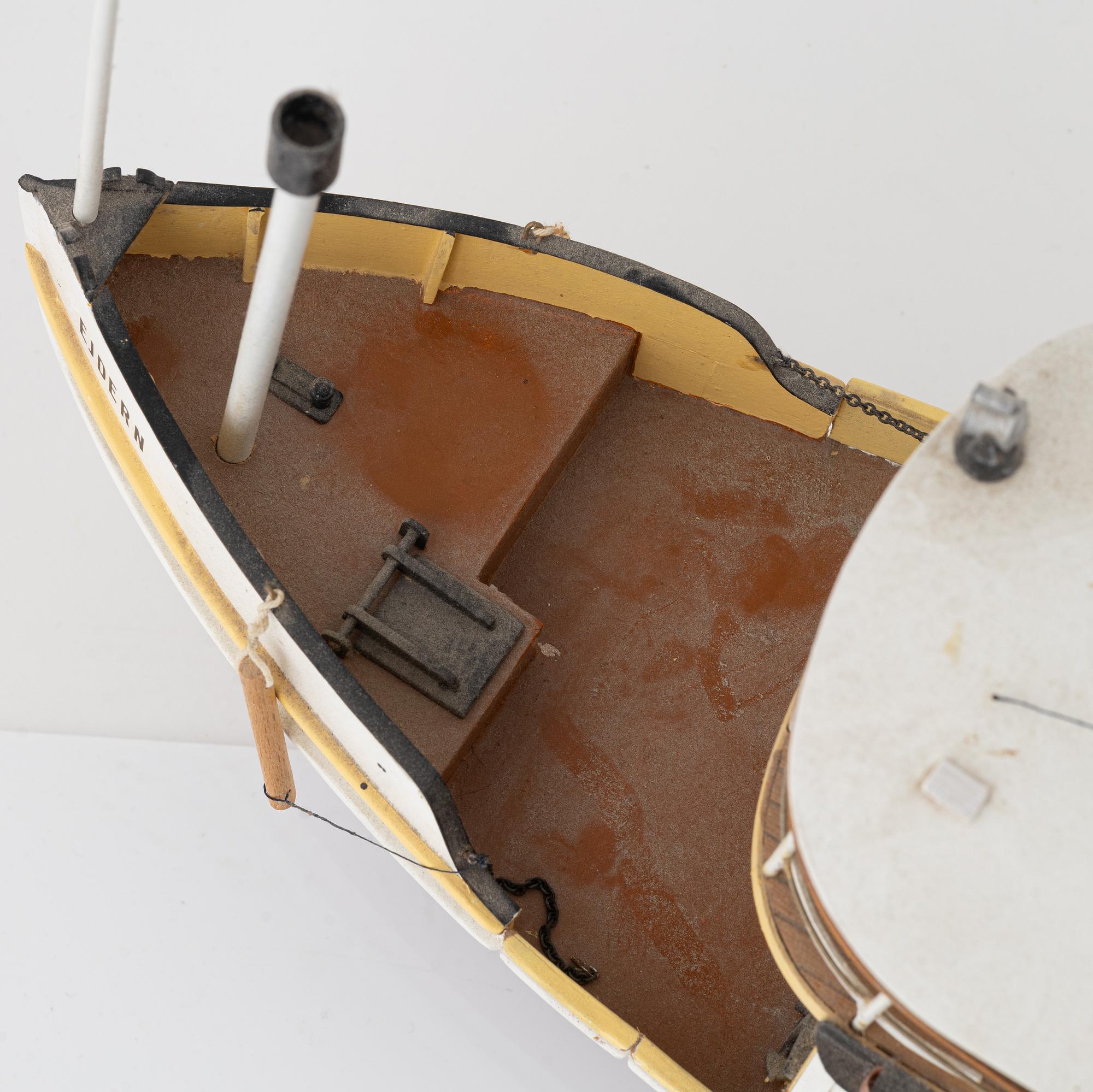 Fartygsmodell av S/S Ejdern.