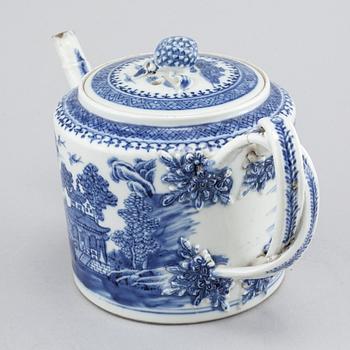 TEKANNA, porslin, Kina, Qianlong (1736-1795).